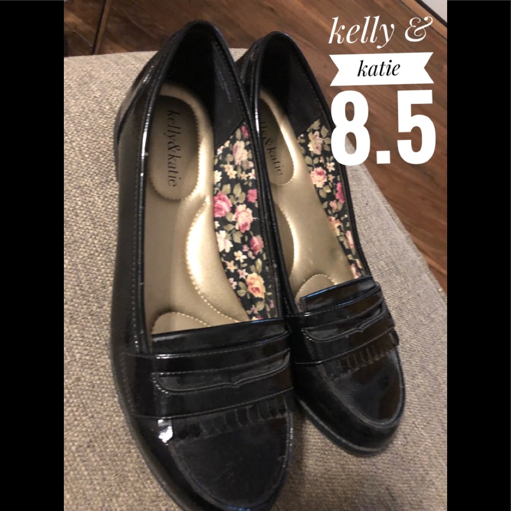 Kelly & Katie Loafers, 8.5